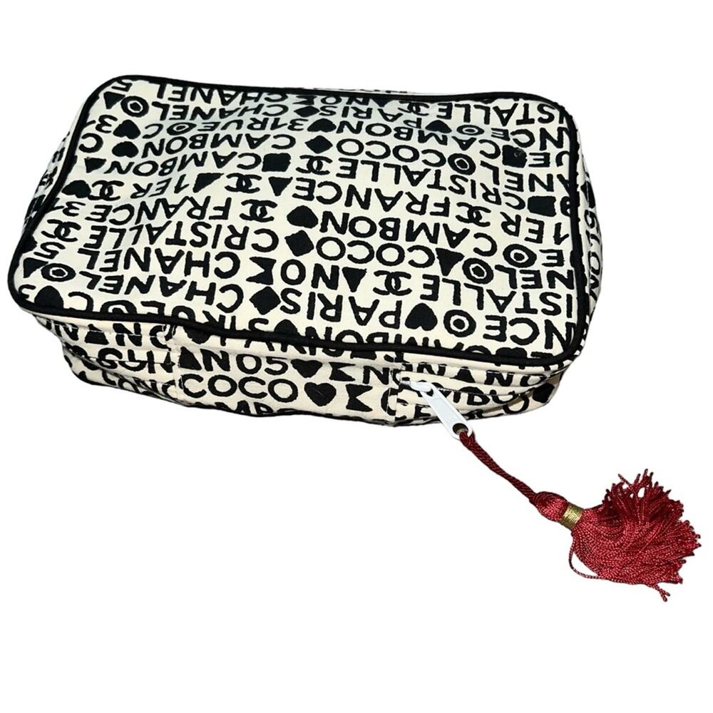 VTG Chanel Coco Cristalle Black & White Logo Zip Makeup Cosmetic Vanity Case Bag - Picture 9 of 16